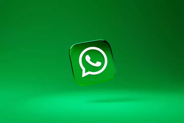 Read more about the article Google perbaiki bug yang memberi akses mikrofon WhatsApp di ponsel Android